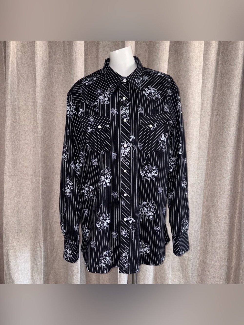 ROCK & ROLL DENIM VINTAGE‘46 MEN SZ XL Black Pinstripe Floral Button-Up Shirt